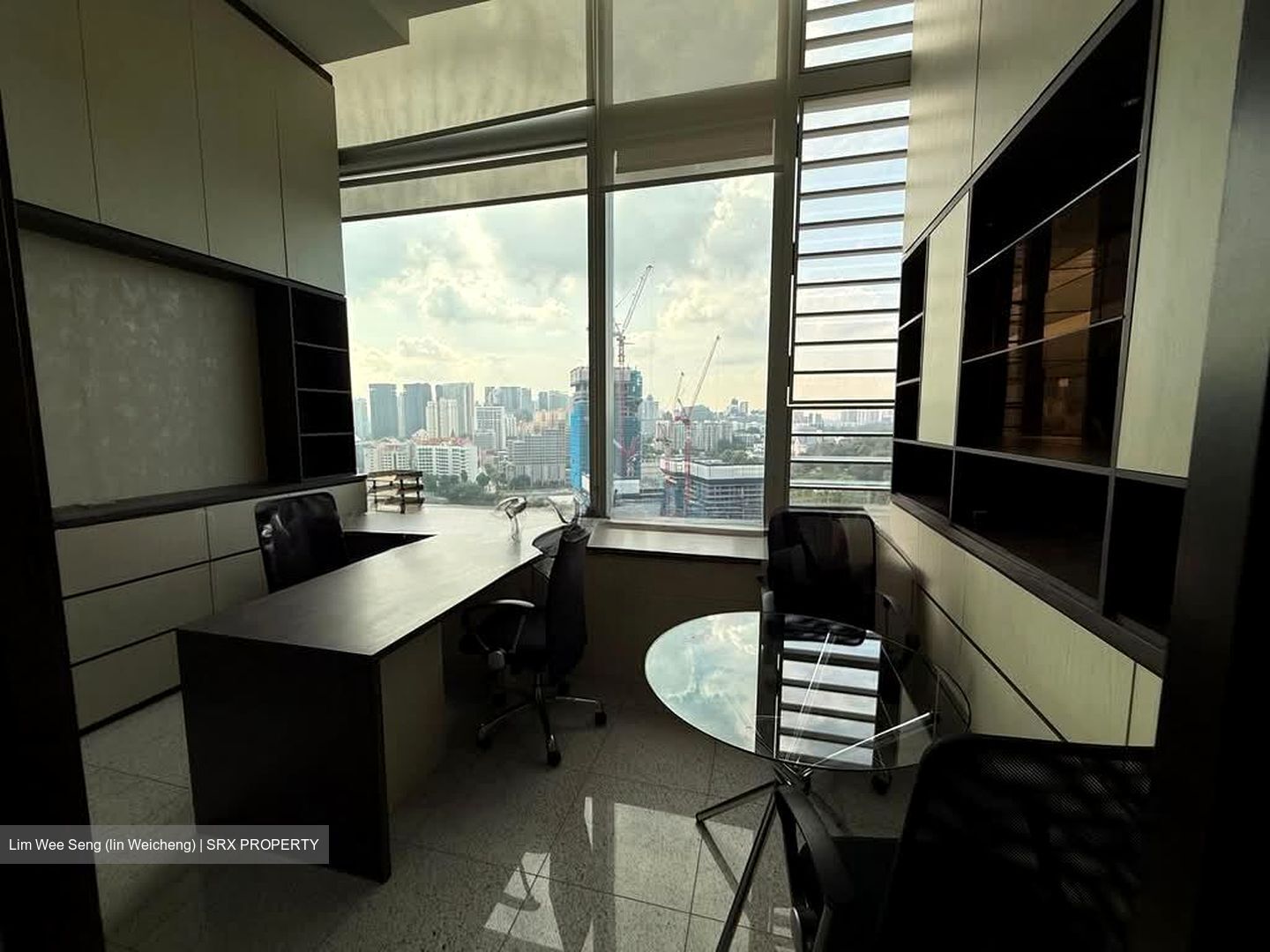 The Central (D1), Office #566874191